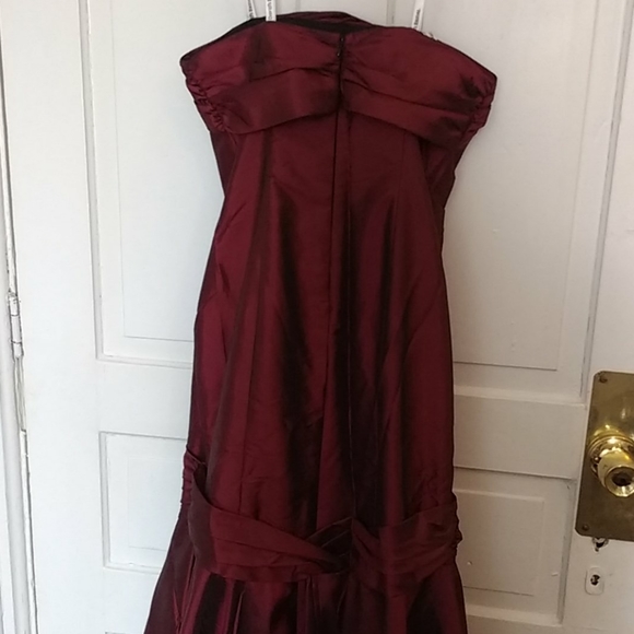 David's Bridal iridescent taffeta gown sz4 NWT - Picture 3 of 7